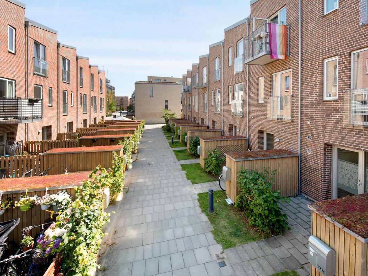 קופנהגן Sanders Field'S - Chic Three-Bedroom Apartment Townhouse With Private Terrace מראה חיצוני תמונה